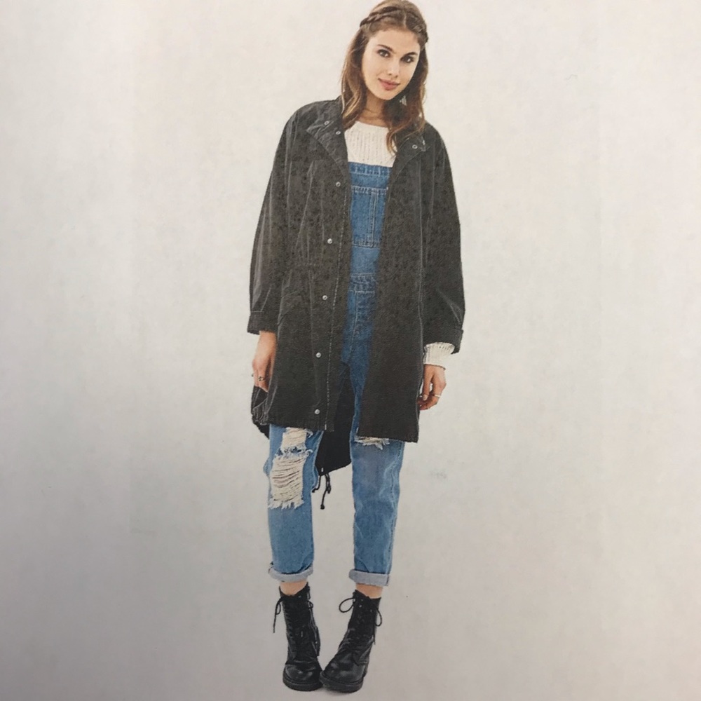 NWOT BDG Medium Microsanded Parka Jacket in Cement